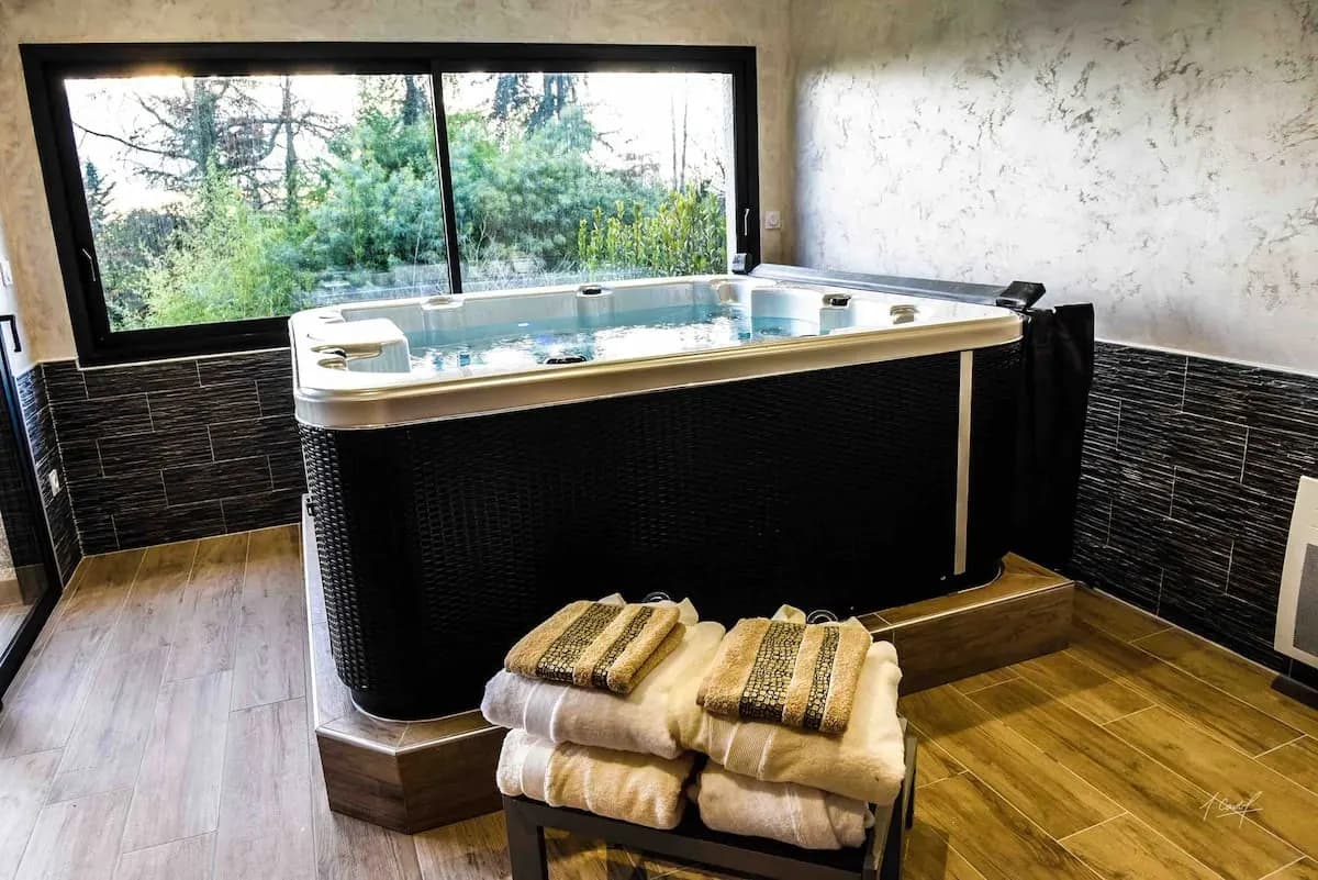 Villa "Secrets de campagne SPA"